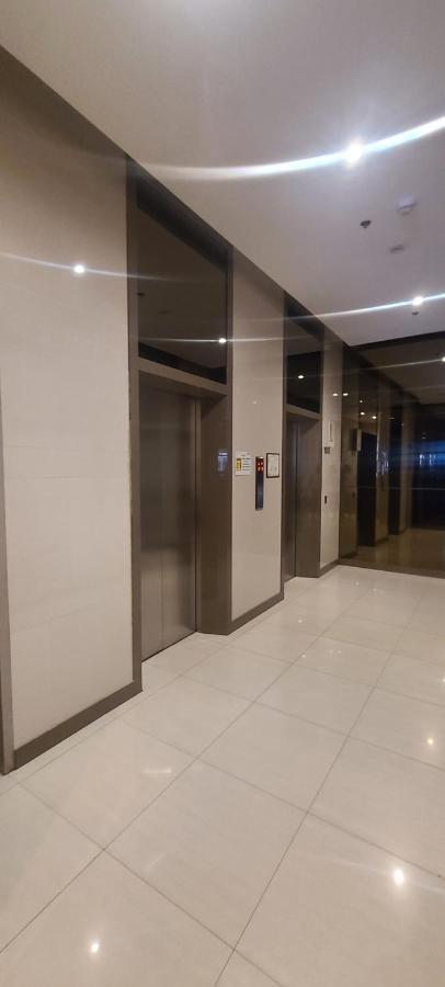 Avida Tower Free Airport Pick Up For 3 Nights Stay Or More Davao City Exterior foto