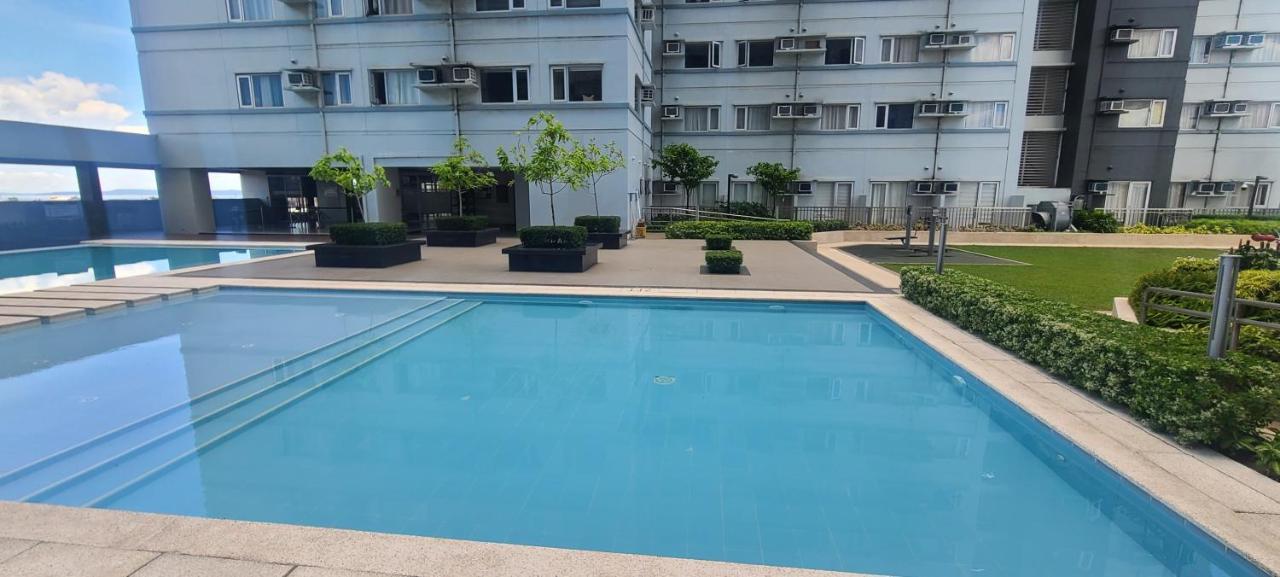Avida Tower Free Airport Pick Up For 3 Nights Stay Or More Davao City Exterior foto